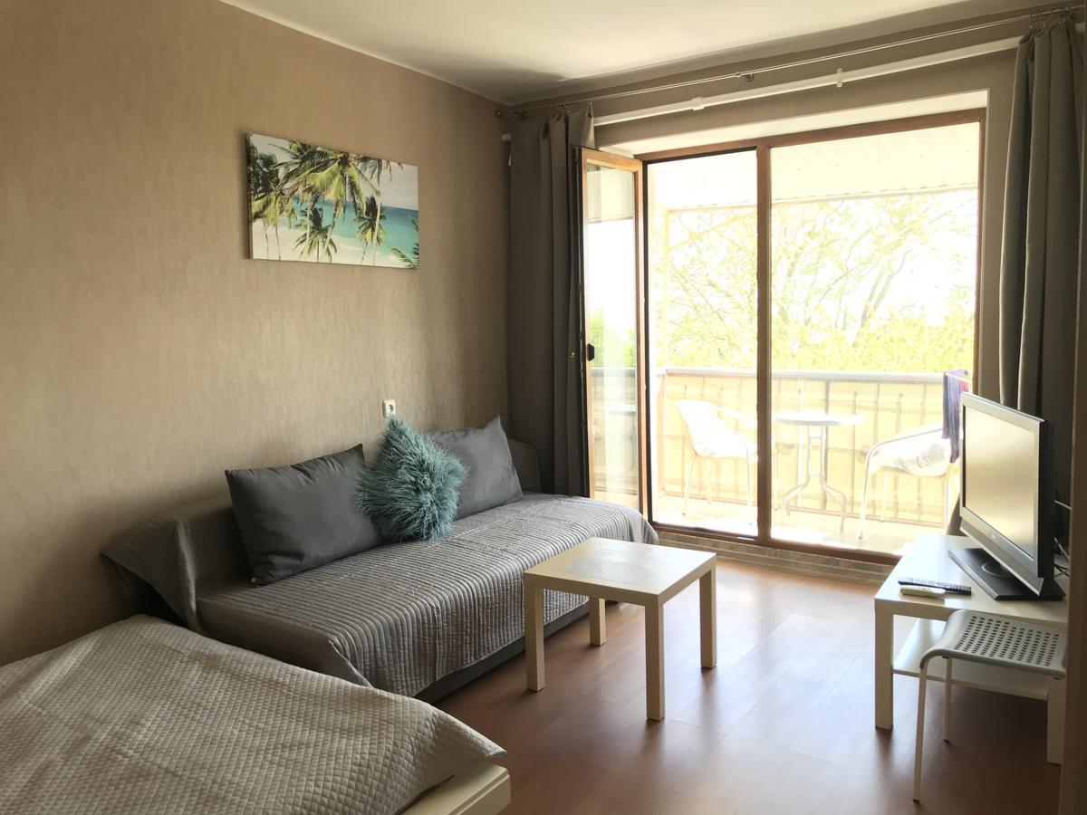 Apartment On Chernomorskaya 2A オデッサ エクステリア 写真
